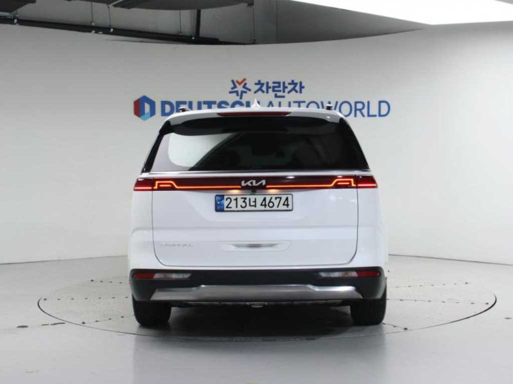 KIA Carnival - Vista 4