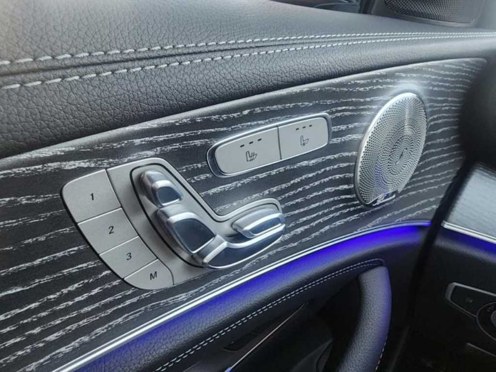 Mercedes Benz E class - Vista 10