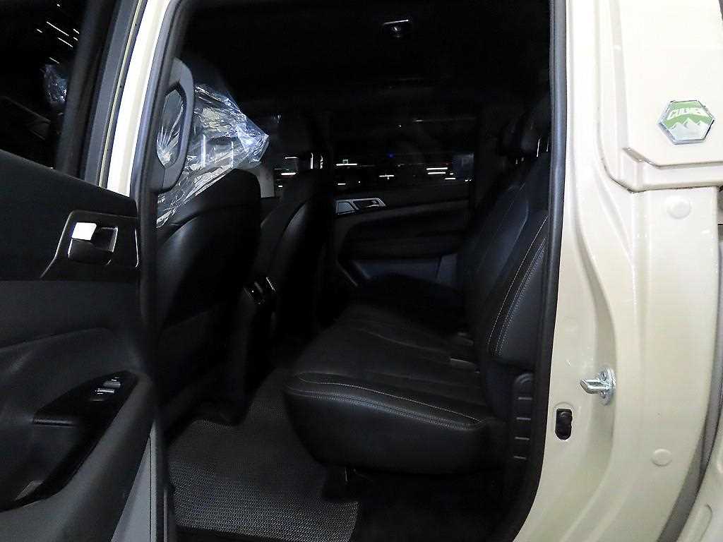 Ssangyong Rexton - Vista 7