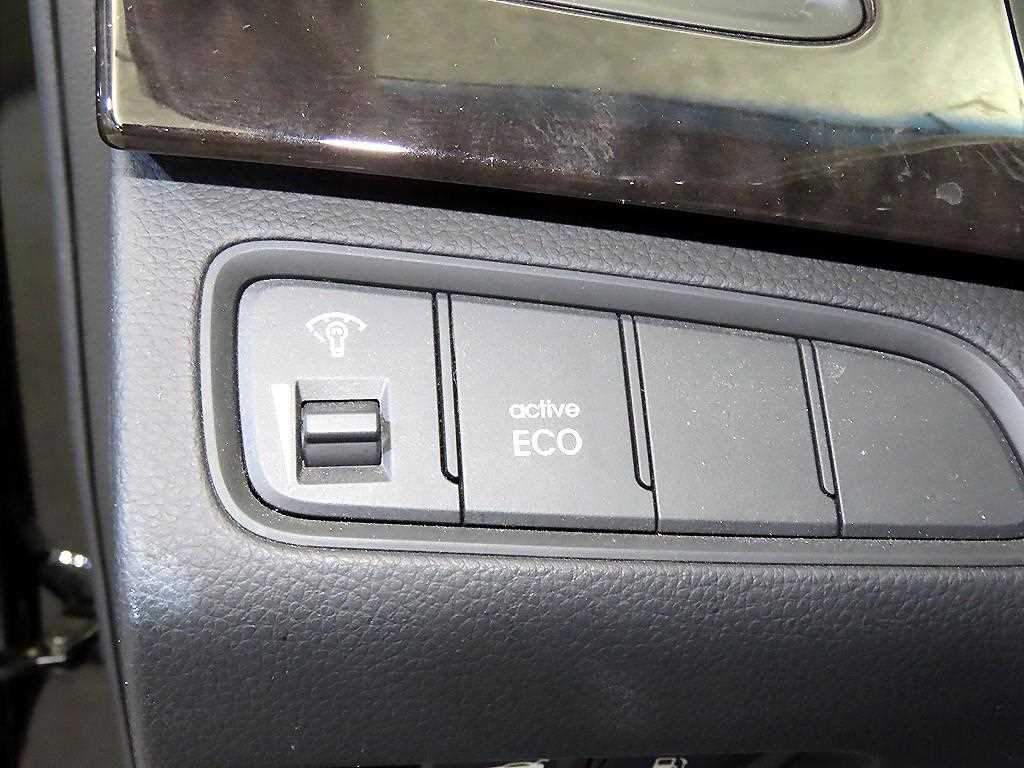 HYUNDAI Grandeur 2011 Negro - Importación desde Corea - HF Imports Iquique - Foto 14