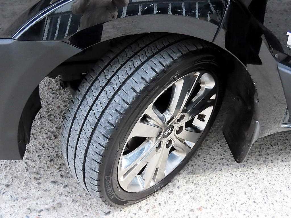 HYUNDAI Solati 2024 Negro - Importación desde Corea - HF Imports Iquique - Foto 19