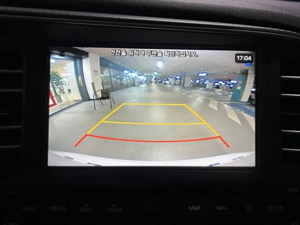 HYUNDAI Avante - Vista 8