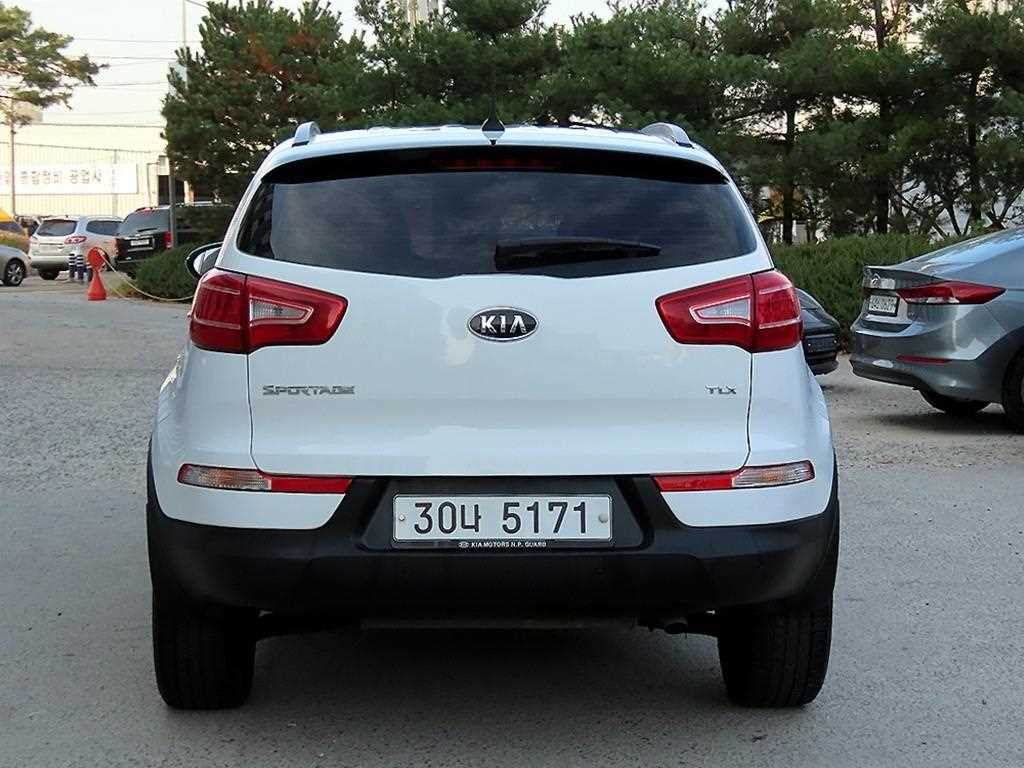 KIA Sportage - Vista 4