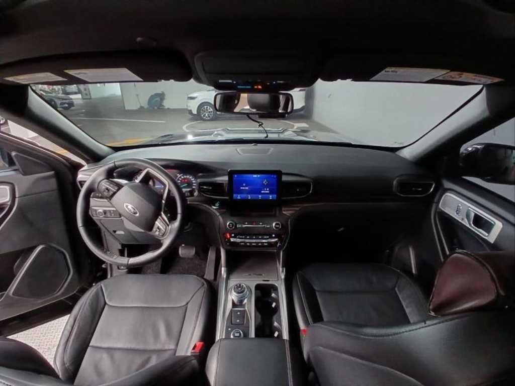 Ford Explorer - Vista 6