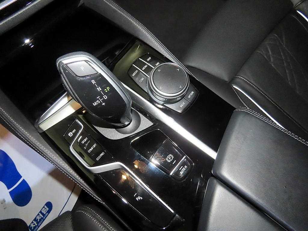 BMW 5 Series - Vista 12