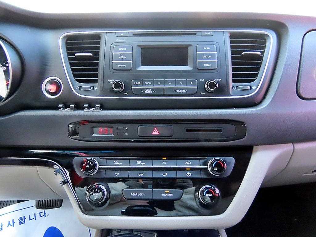 KIA Carnival 2015 - Importación desde Corea - HF Imports Iquique - Foto 14