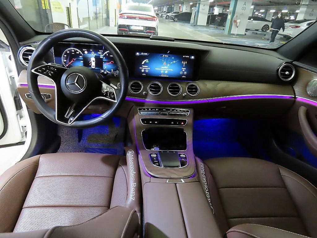 Mercedes Benz E class - Vista 10