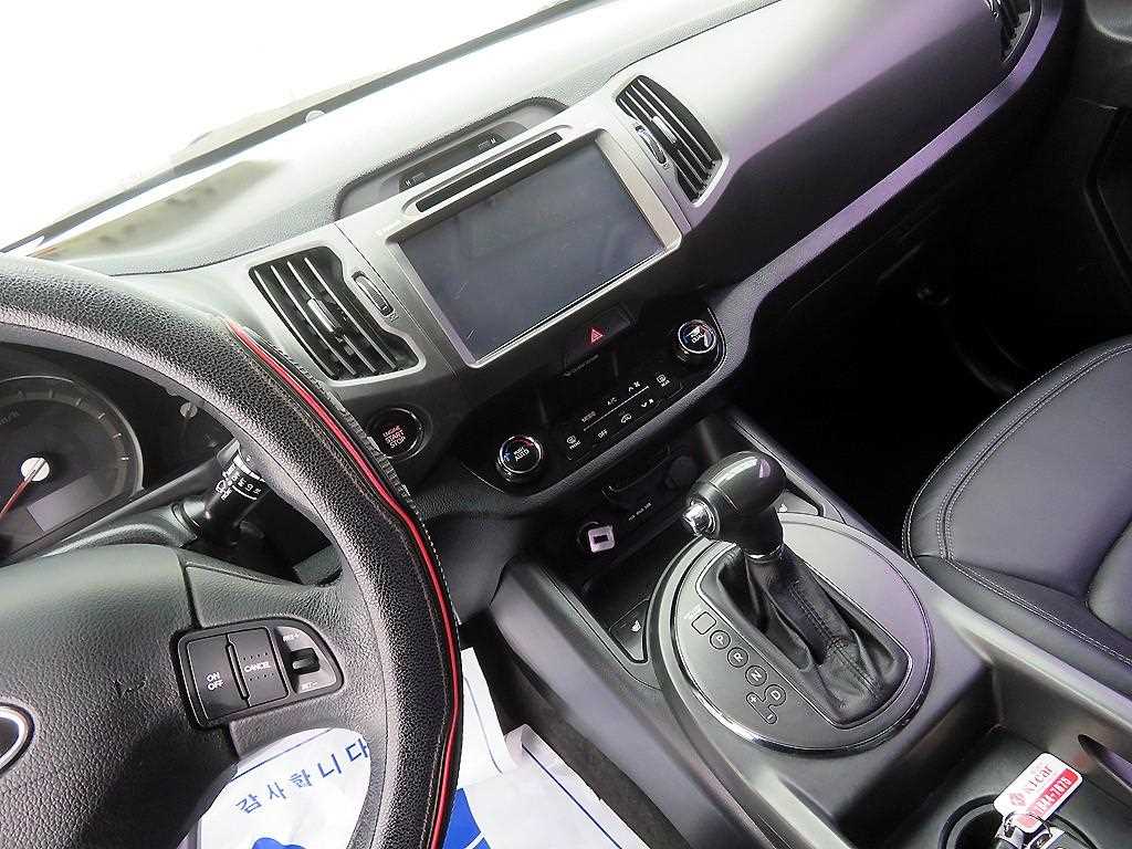 KIA Sportage 2012 Blanco - Importación desde Corea - HF Imports Iquique - Foto 13