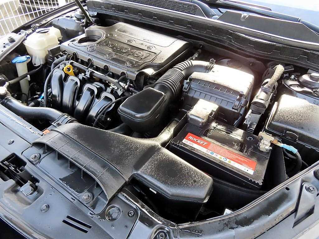 KIA K5 2011 Negro - Importación desde Corea - HF Imports Iquique - Foto 18