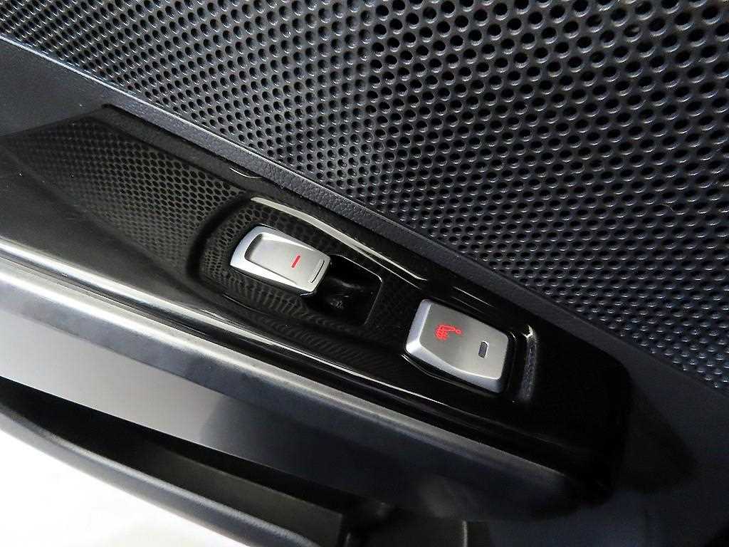 Ssangyong Tivoli 2016 Azul - Importación desde Corea - HF Imports Iquique - Foto 15