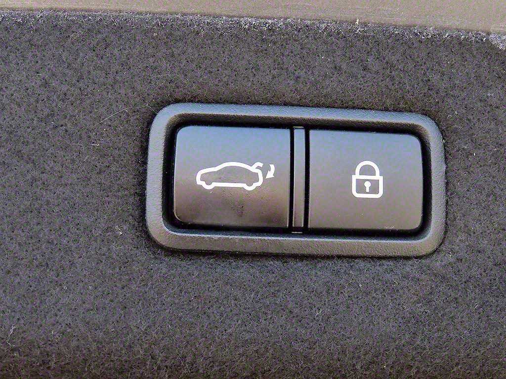 Genesis EQ900 2017 Gris - Importación desde Corea - HF Imports Iquique - Foto 13