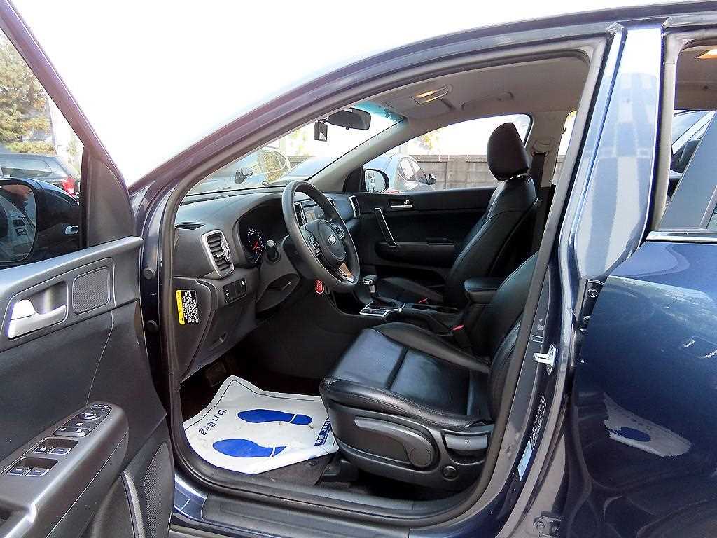 KIA Sportage - Vista 5