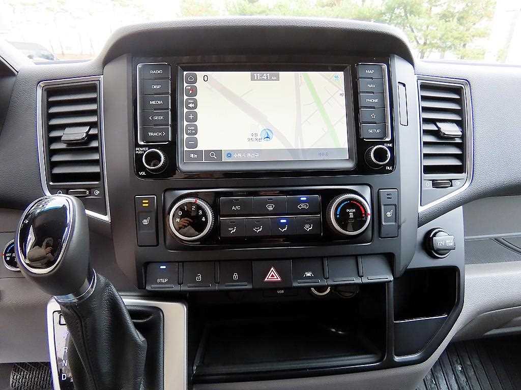 HYUNDAI Solati 2024 Negro - Importación desde Corea - HF Imports Iquique - Foto 15