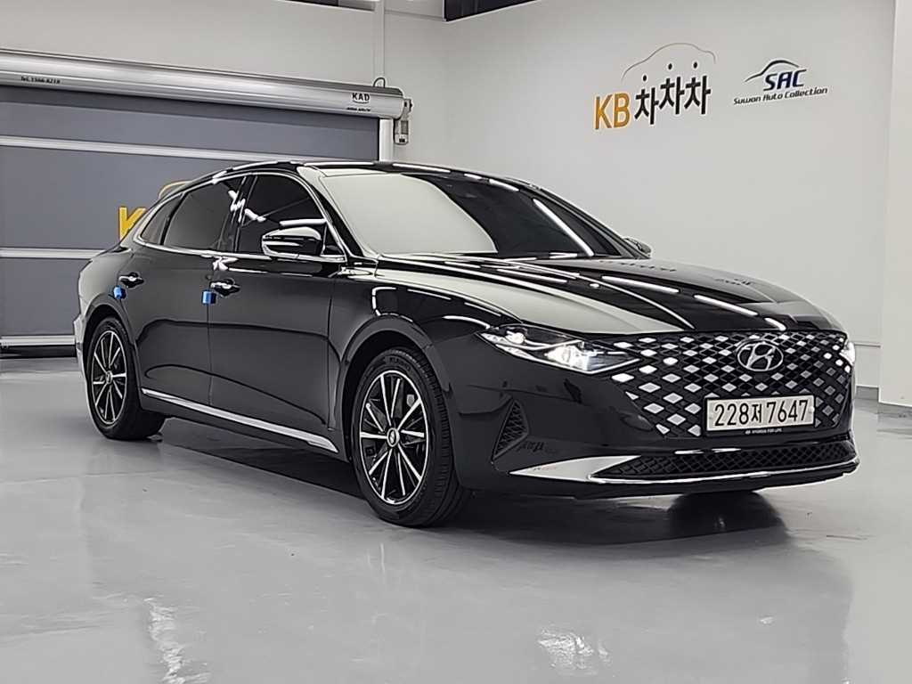 HYUNDAI Grandeur - Vista 4