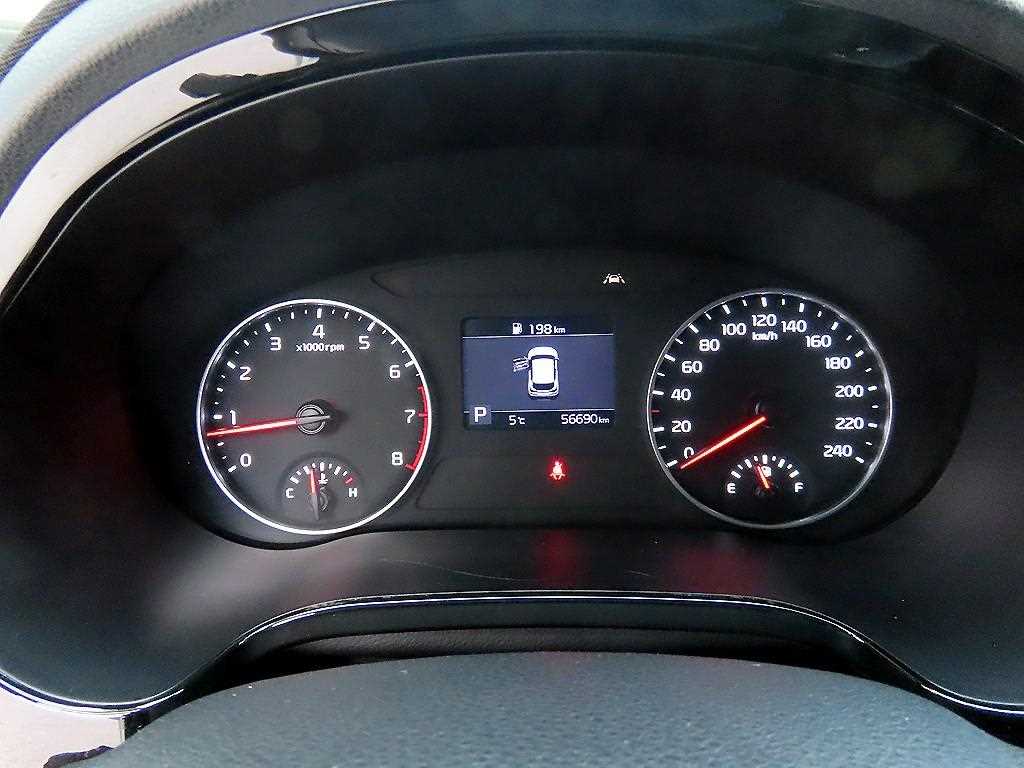 KIA Seltos - Vista 9