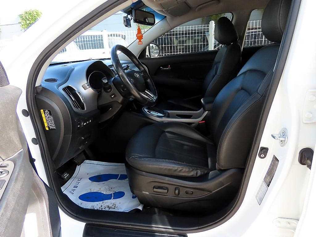 KIA Sportage - Vista 5