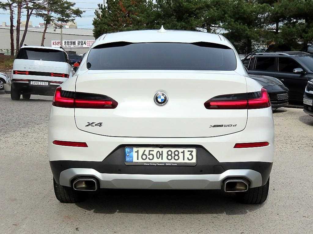 BMW X4 - Vista 4