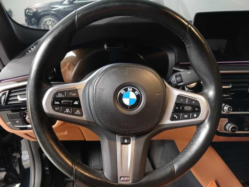 BMW 5 Series - Vista 11