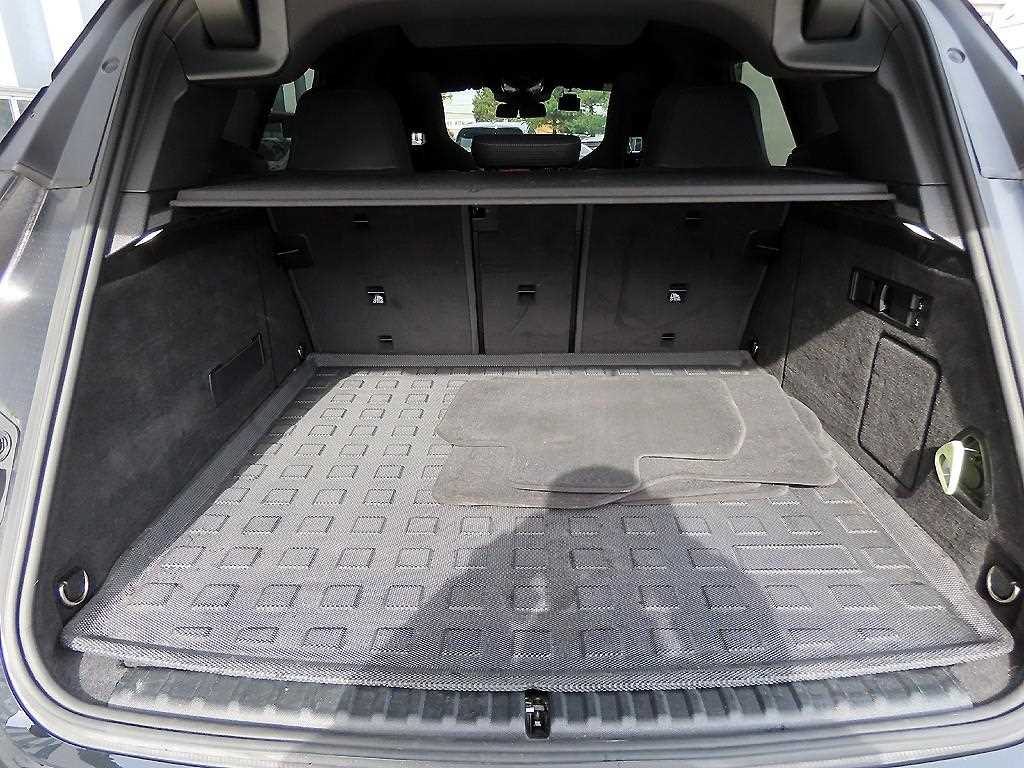 BMW iX 2023 Negro - Importación desde Corea - HF Imports Iquique - Foto 17