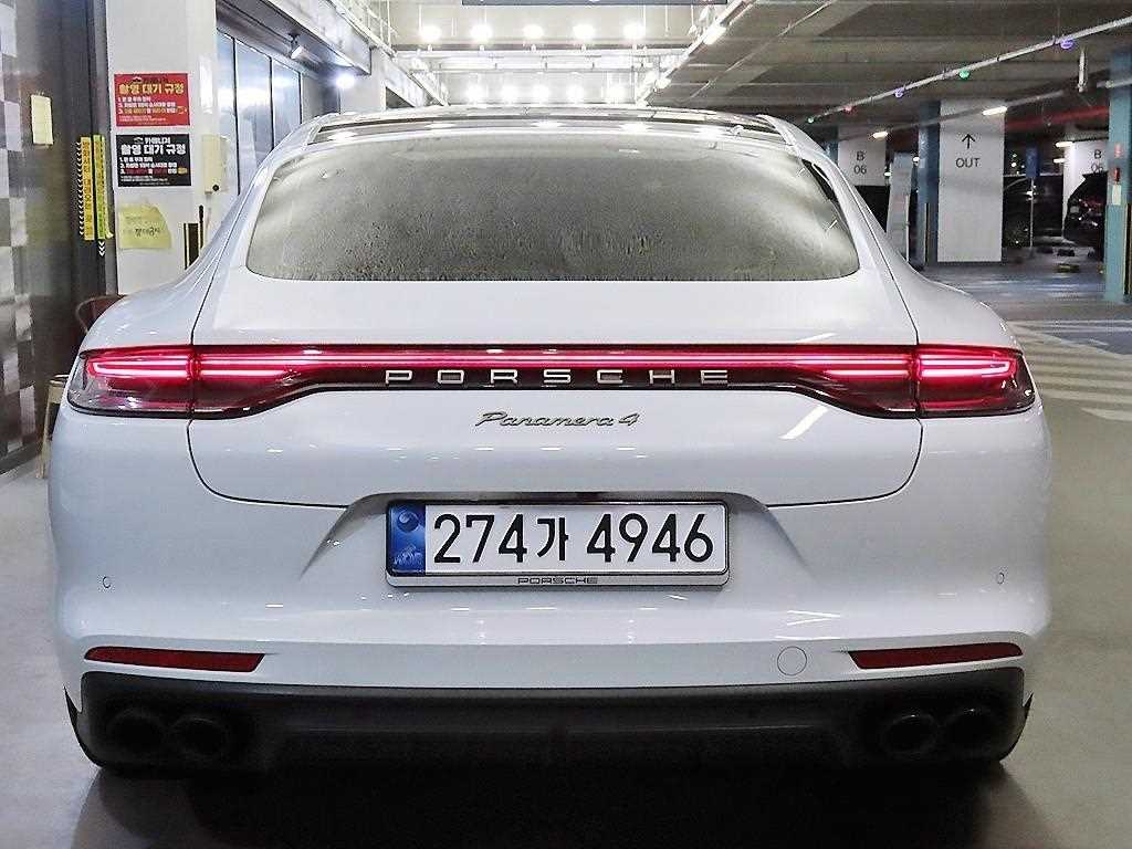 Porsche Panamera - Vista 5