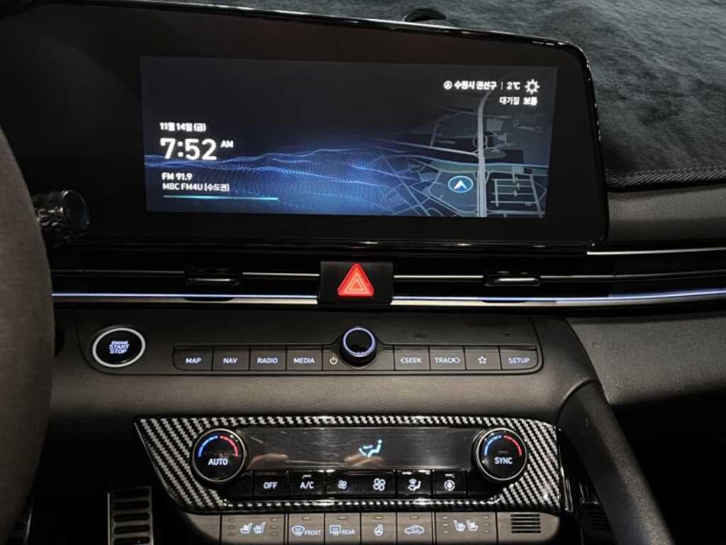 HYUNDAI Avante - Vista 7