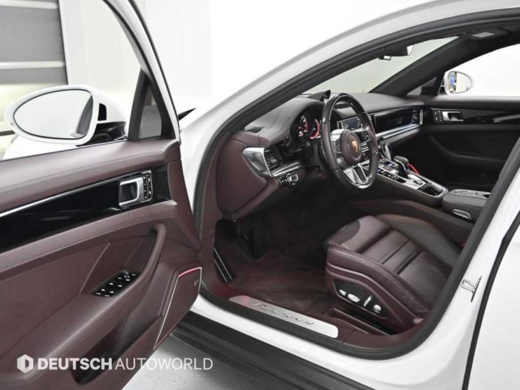 Porsche Panamera - Vista 11