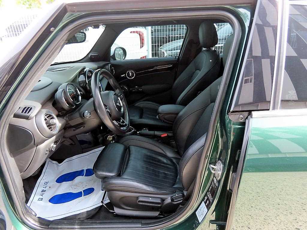 Mini Cooper - Vista 5