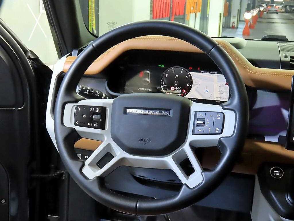 Land Rover Defender - Vista 8