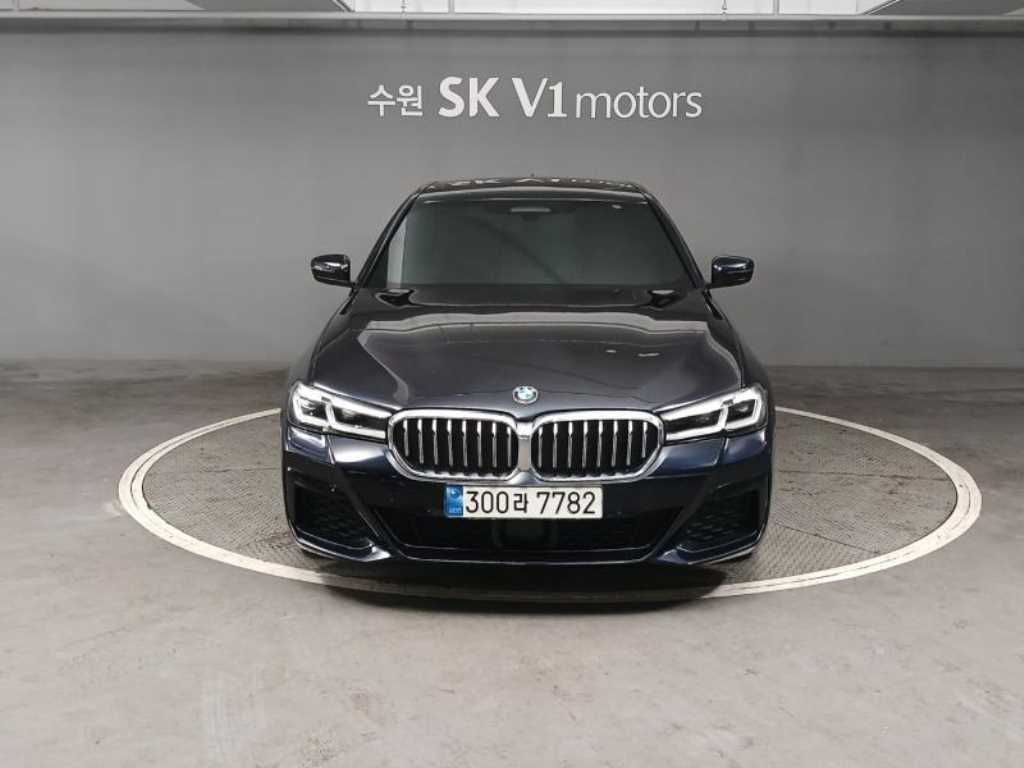 BMW 5 Series 2022 - Importación desde Corea - HF Imports Iquique - Foto 1