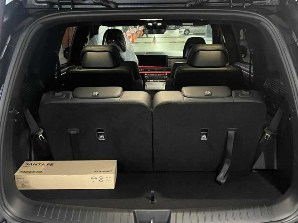 HYUNDAI Santa Fe - Vista 5
