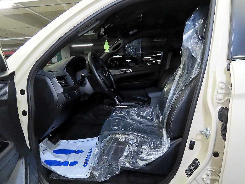 Ssangyong Rexton - Vista 6