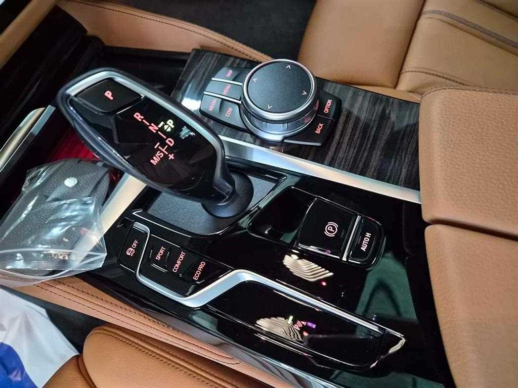 BMW 5 Series - Vista 10