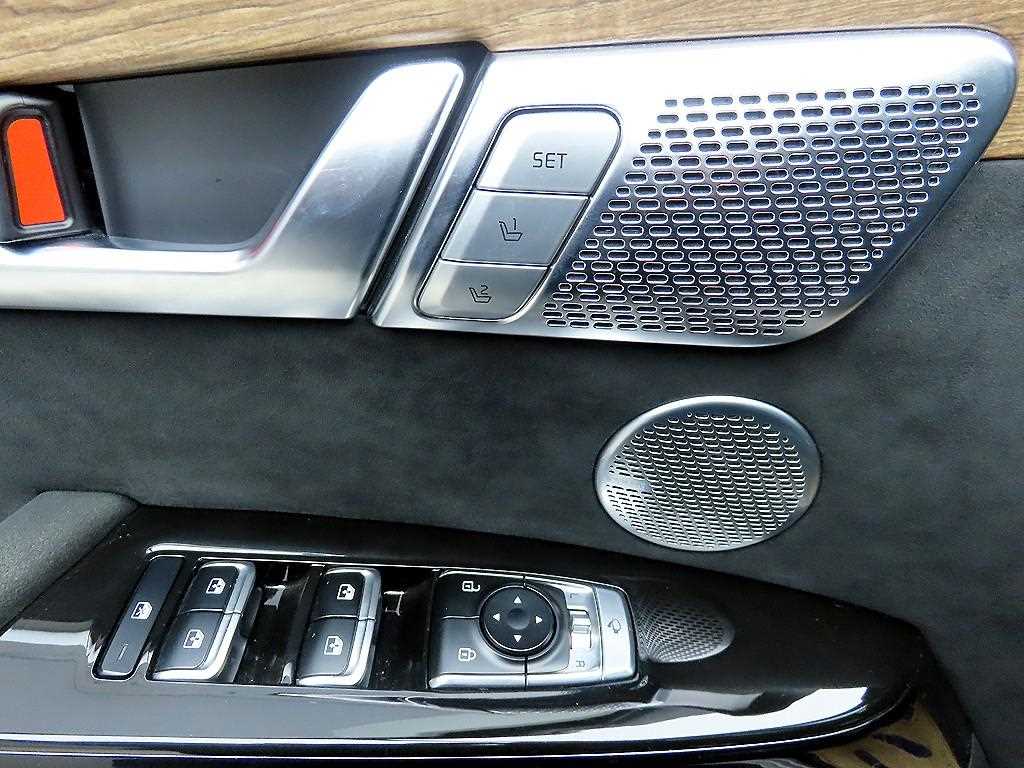 KIA Mohave - Vista 11