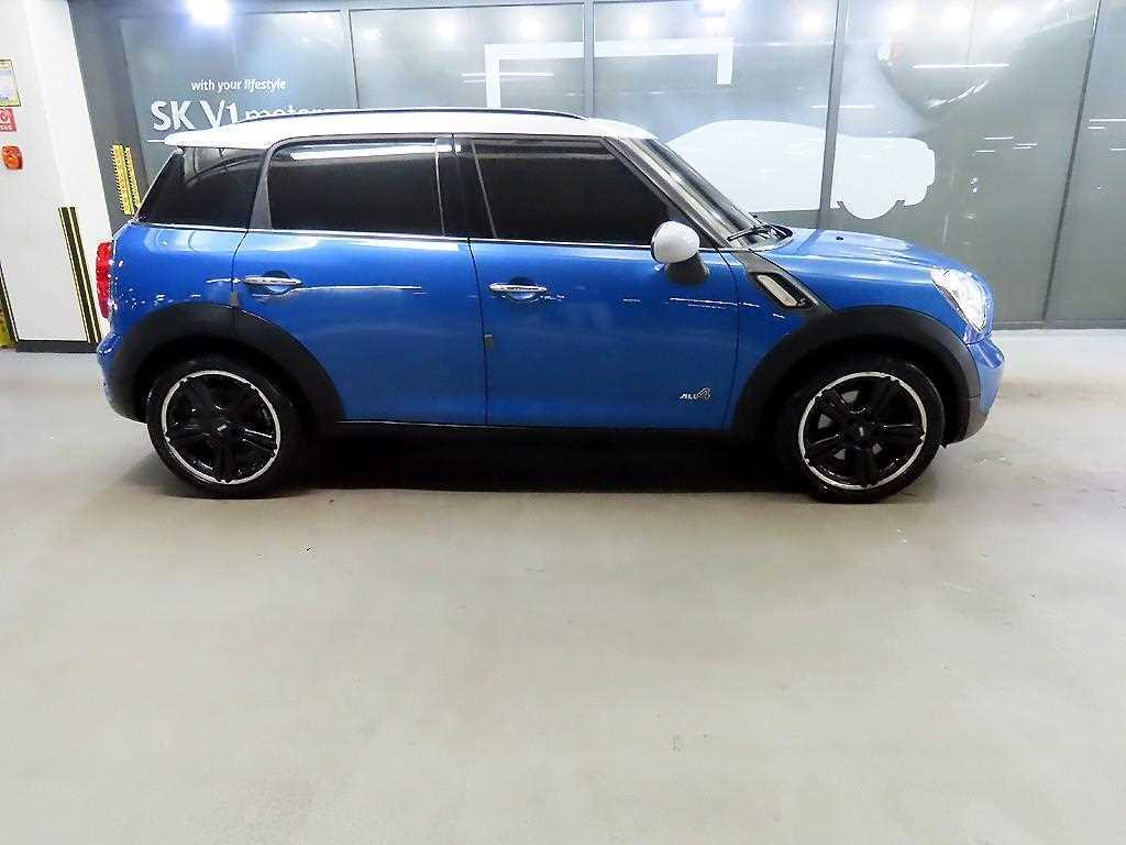 Mini Countryman - Vista 3