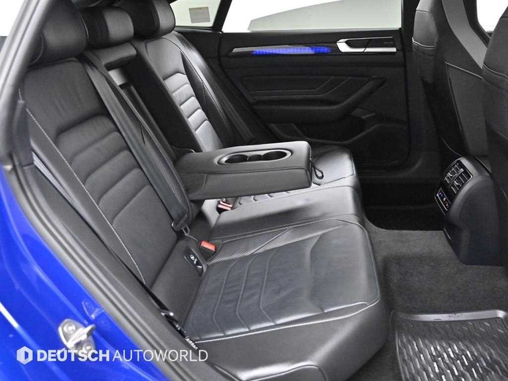 Volkswagen Arteon - Vista 12