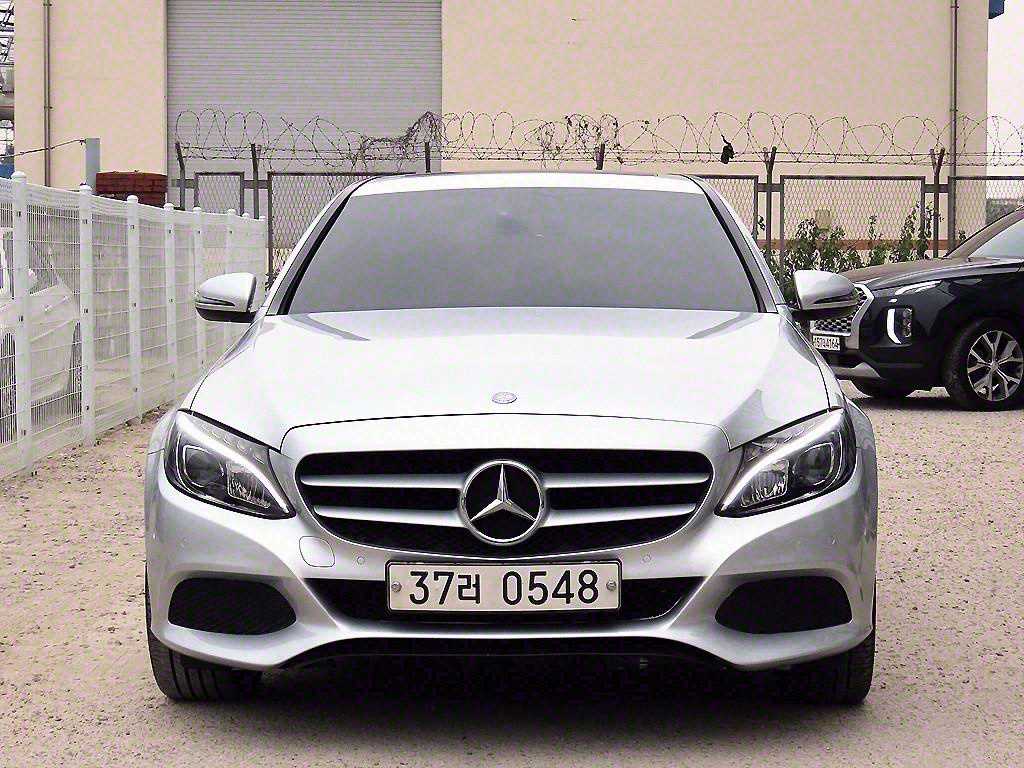 Mercedes Benz C Class 2016 Plateado - Importación desde Corea - HF Imports Iquique - Foto 1