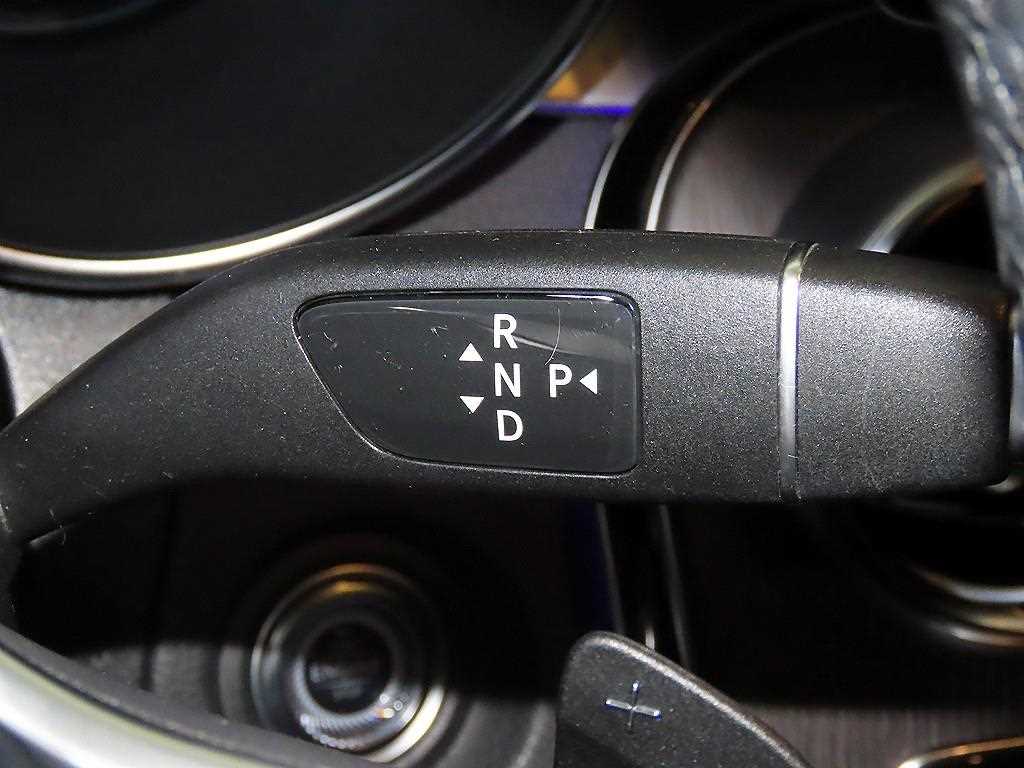 Mercedes Benz GLC Class 2022 Blanco - Importación desde Corea - HF Imports Iquique - Foto 13