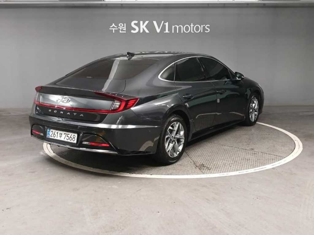 HYUNDAI Sonata - Vista 5