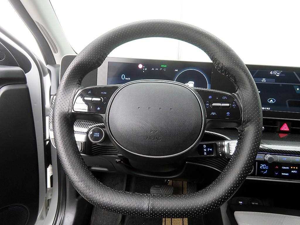 HYUNDAI Ioniq 5 - Vista 10