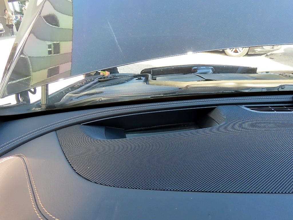 Mercedes Benz E class - Vista 10