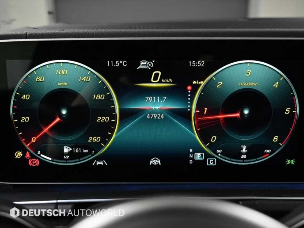 Mercedes Benz GLE Class - Vista 8