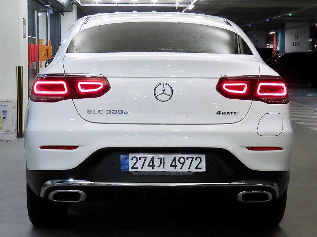 Mercedes Benz GLC Class - Vista 5