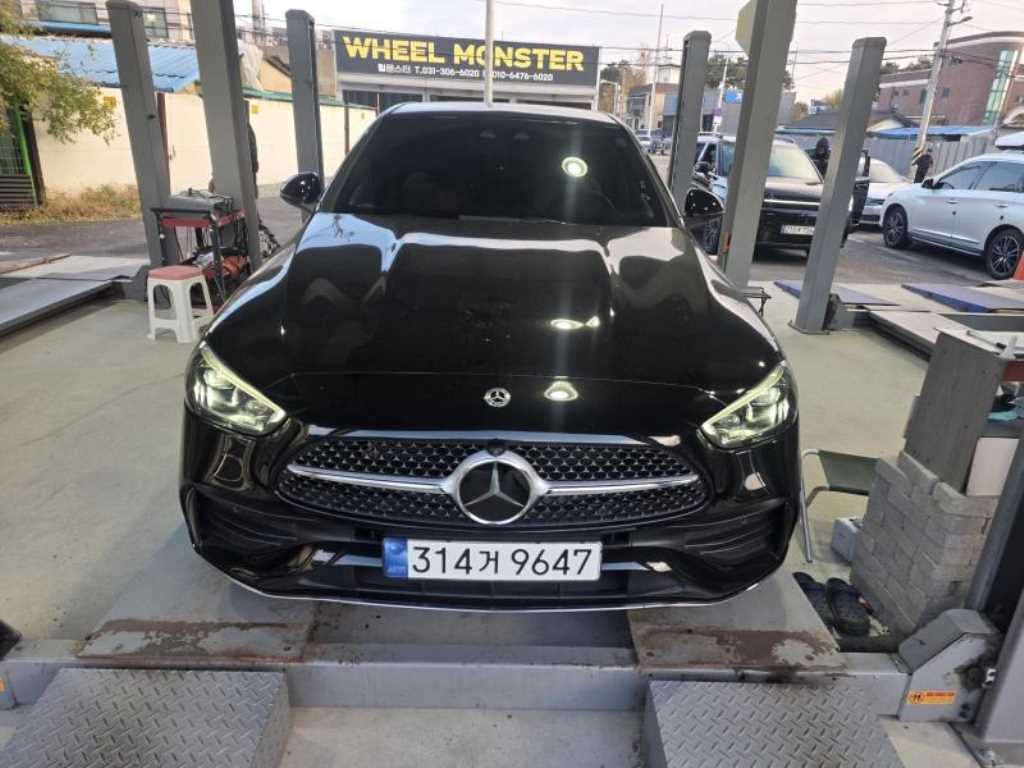 Mercedes Benz C Class 2023 Negro - Importación desde Corea - HF Imports Iquique - Foto 1