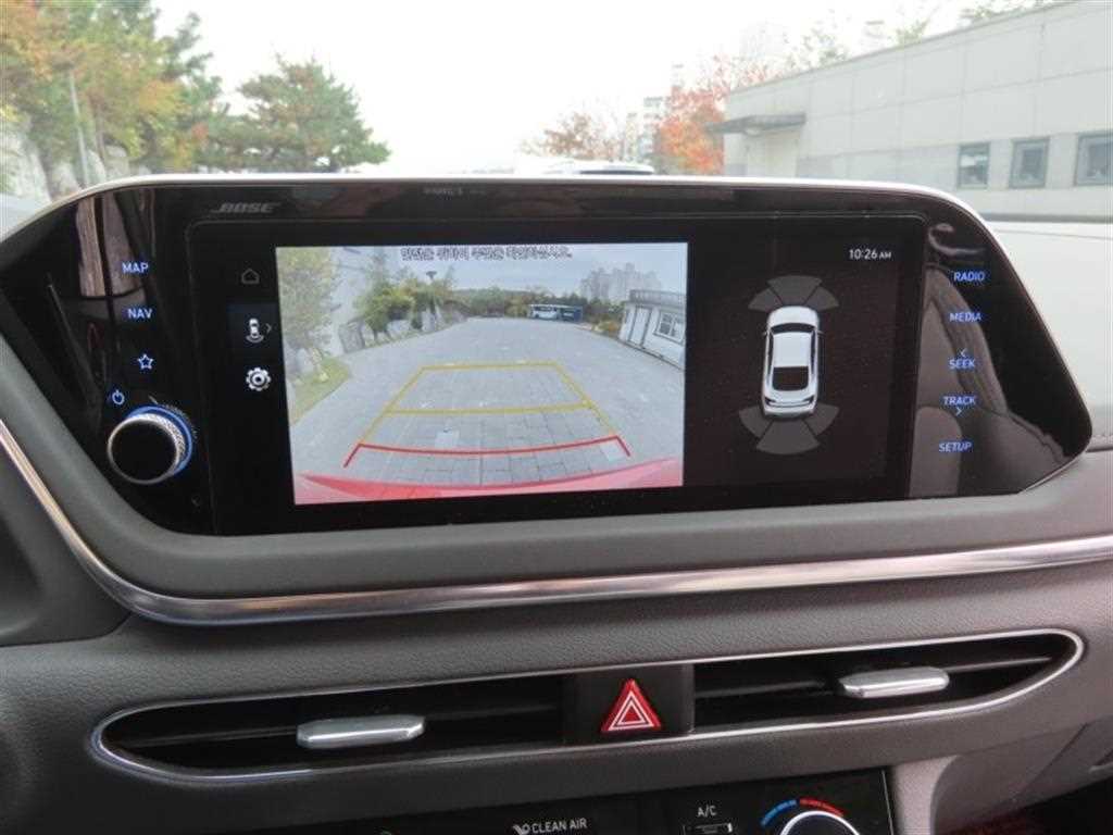 HYUNDAI Sonata - Vista 9