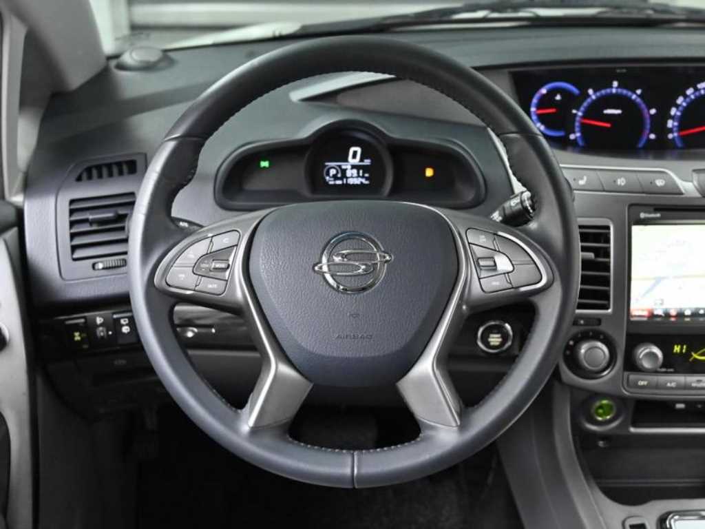 Ssangyong Korando - Vista 7