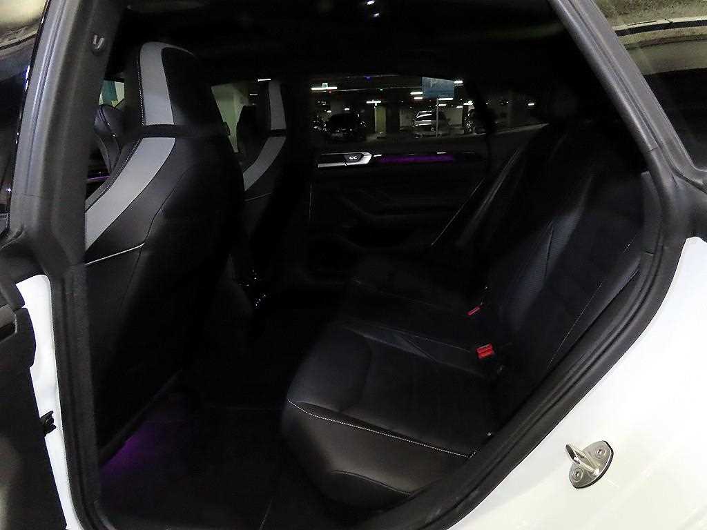 Volkswagen Arteon - Vista 7