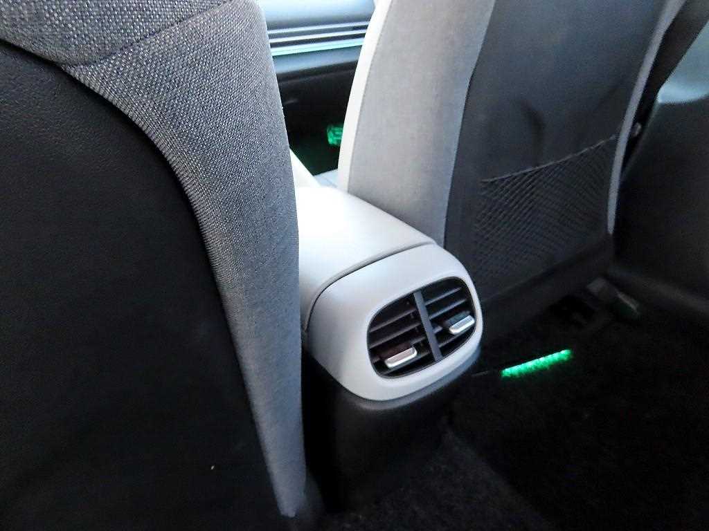 HYUNDAI Avante 2021 Blanco - Importación desde Corea - HF Imports Iquique - Foto 17