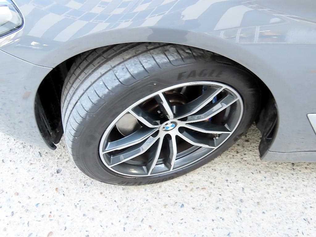 BMW 5 Series 2022 Gris - Importación desde Corea - HF Imports Iquique - Foto 20