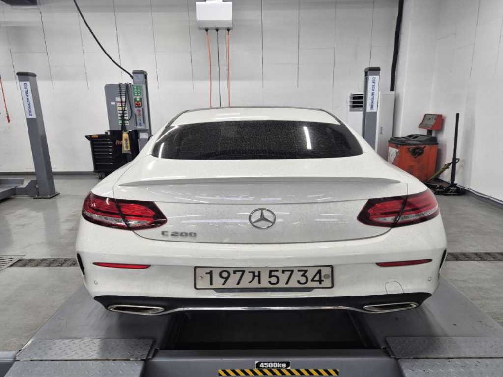 Mercedes Benz C Class - Vista 2