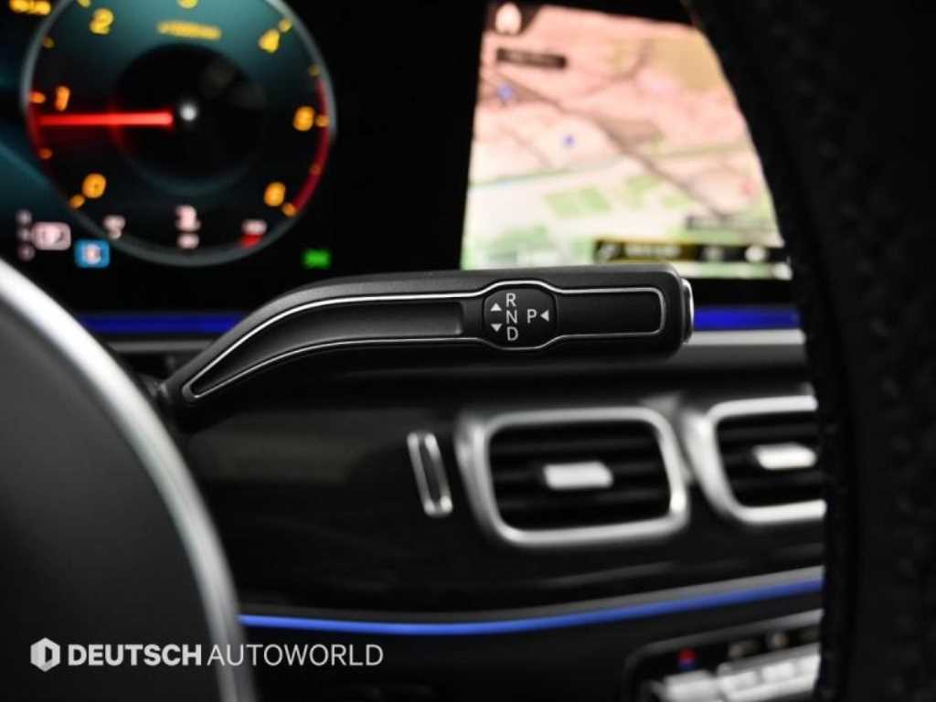 Mercedes Benz GLE Class - Vista 9